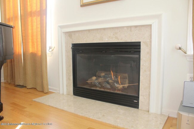 Foto del edificio - 24 Brittany Ct