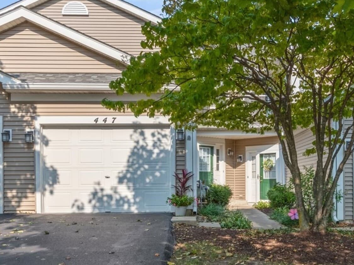 447 Mill St Unit 447, Batavia, IL 60510 Condo for Rent in Batavia, IL