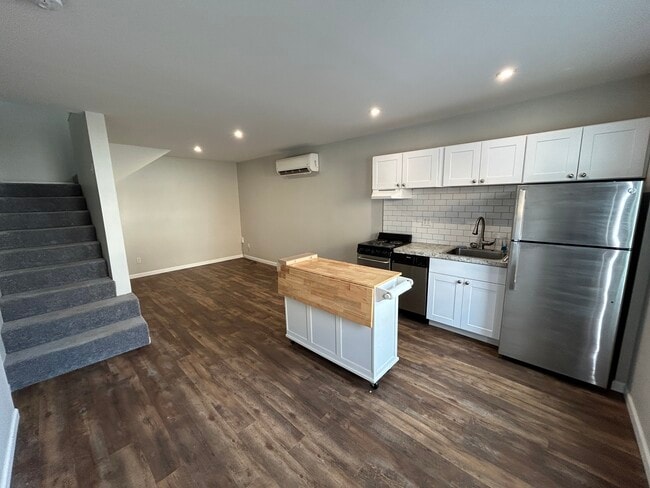 LR 109 N.Main (1B) - Zeli Capital