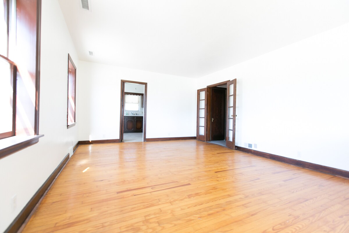 2212 State St, Bettendorf, IA 52722 Apartments in Bettendorf, IA