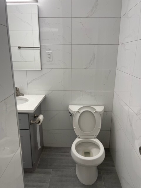 Foto del edificio - 48-21 92nd St