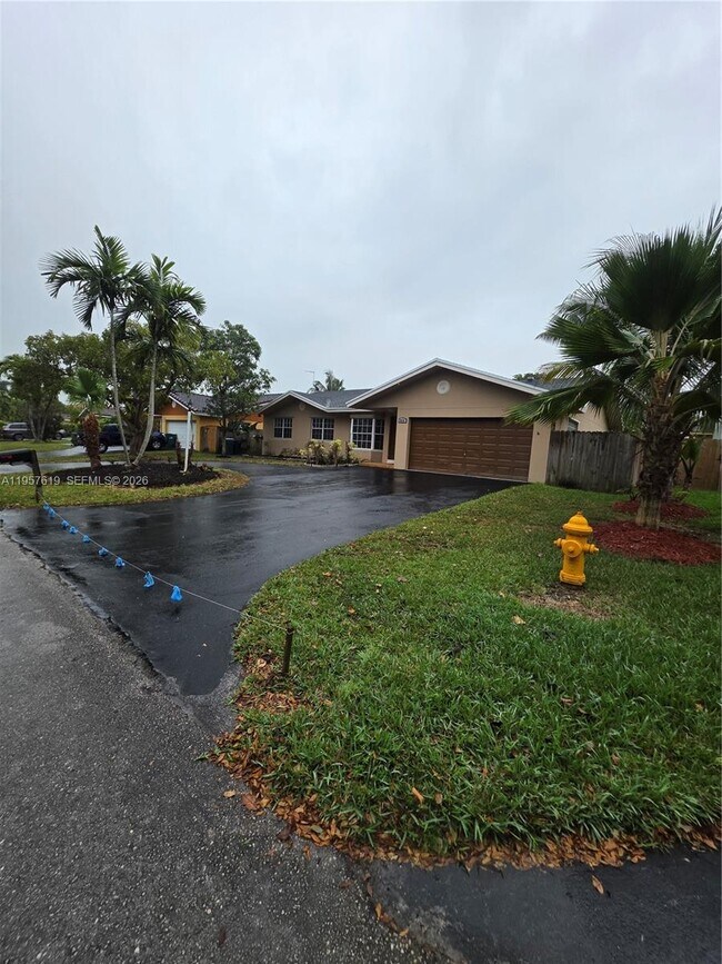 Foto del edificio - 9034 SW 163rd Terrace