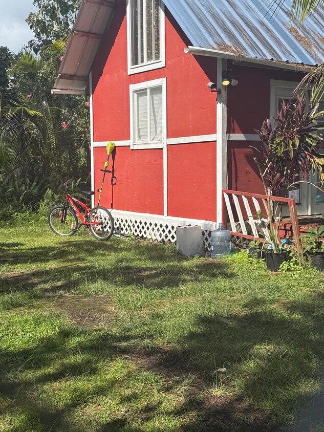 Building Photo - 15-1028 Kilika Rd