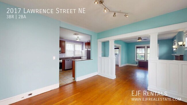 Foto del edificio - 2017 Lawrence St NE