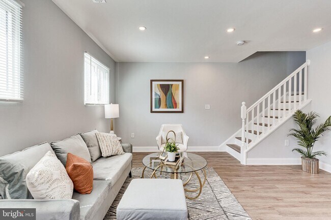 Foto del edificio - 5356 Gay St NE