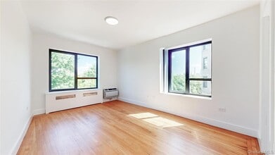 Building Photo - 420 Central Prk W