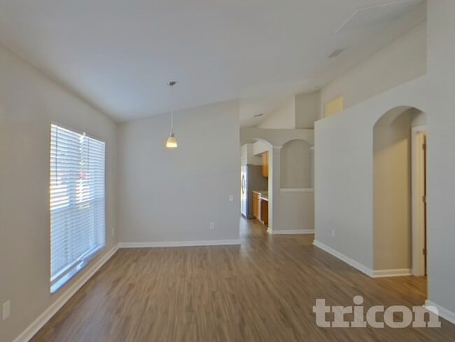 Building Photo - 12429 Cedarfield Dr