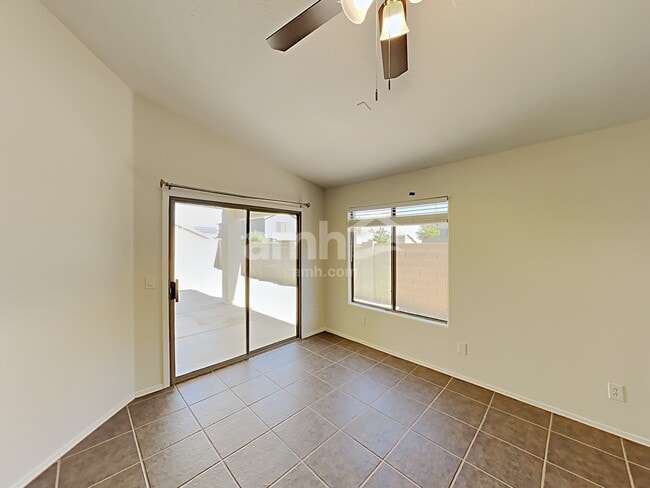 Building Photo - 13732 W Solano Dr