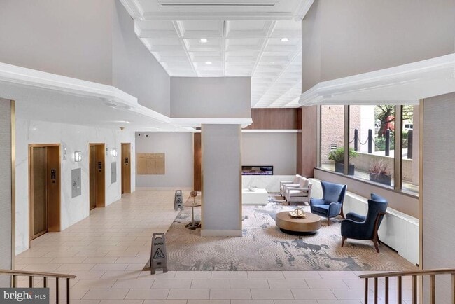 Foto del edificio - 5500 Friendship Blvd