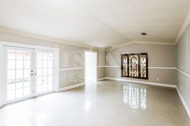 Building Photo - 17023 SW 149th Pl