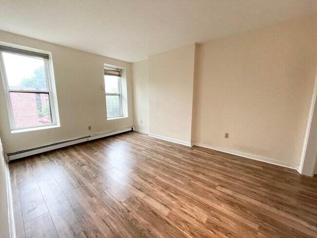 Foto del edificio - 94 Hammond St