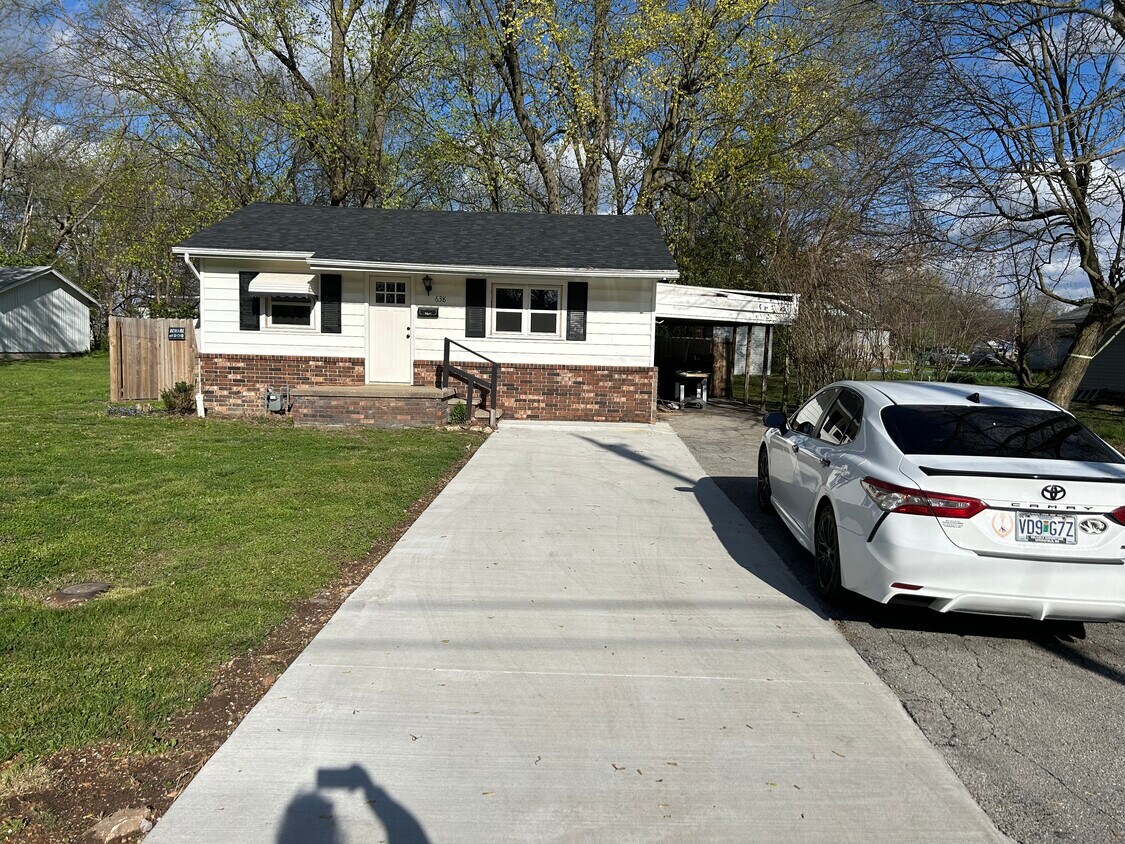 638 N Phelps Ave, Republic, MO 65738 House Rental in Republic, MO