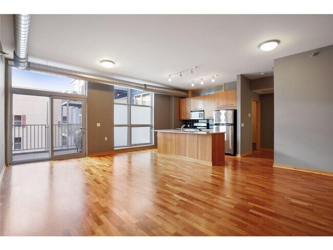 Building Photo - 1211 Lagoon Ave
