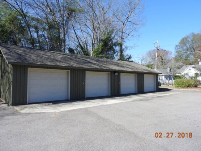 Foto del edificio - 1505 Westlawn Ave