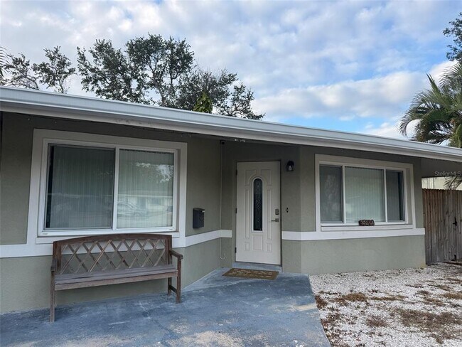 Foto del edificio - 5920 1st St N