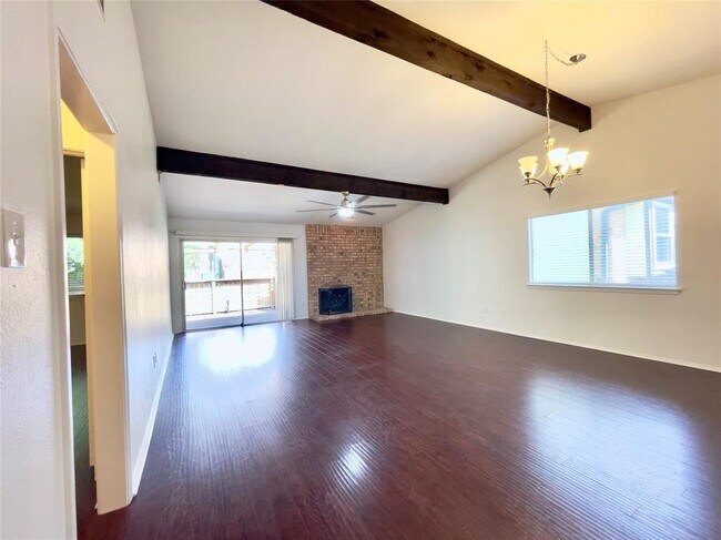 Building Photo - 9218 Singing Quail Dr