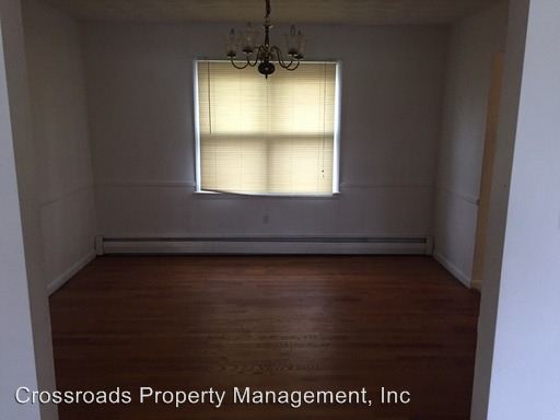 Building Photo - 4406 Chestnut St