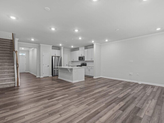 Foto del edificio - 3BR Like-New Townhome – GREAT PRICE - Community Pool/Playground