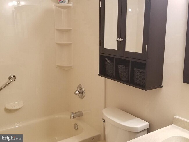 Foto del edificio - 3304 Oak St