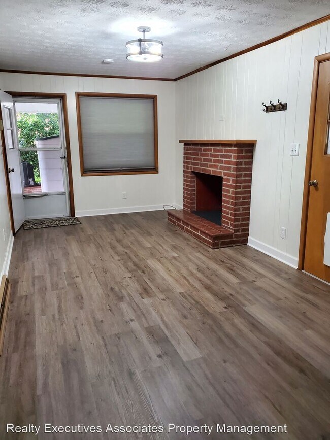 Building Photo - 3 br, 2 bath House - 2702 Patrick Avenue