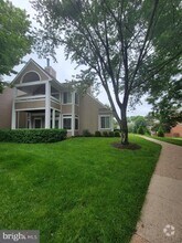 Building Photo - 12359 Strong Ct
