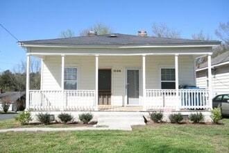 Building Photo - 1034 Moreland Ave
