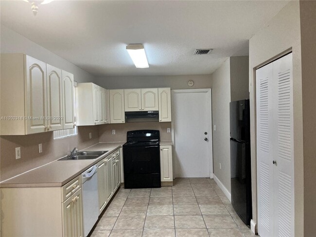 Foto del edificio - 222 SW 6th Ave