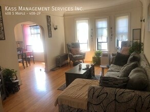 Building Photo - 408 S Maple Ave