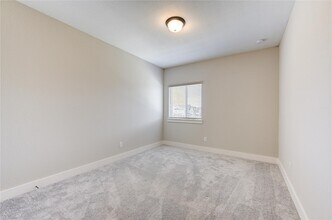 Building Photo - 18515 Parkland Row Dr