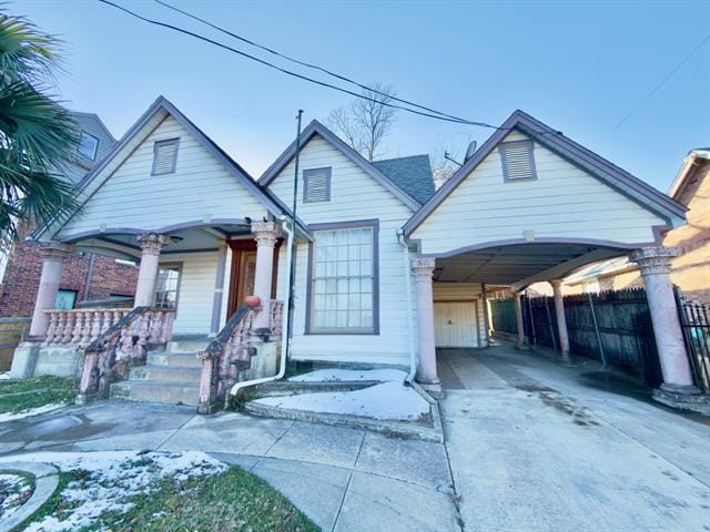 Building Photo - 719 N Crawford St