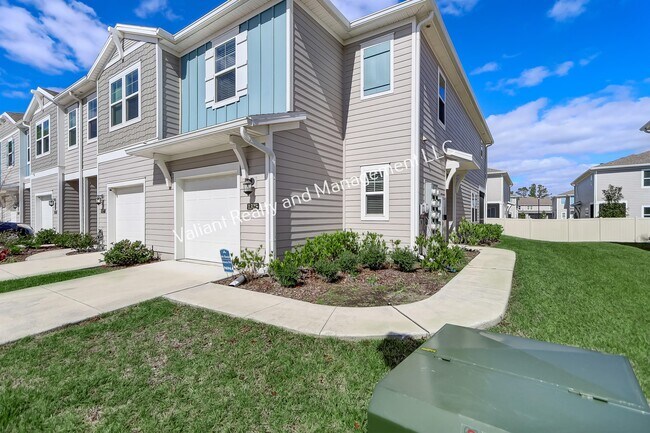 Foto del edificio - 1325 Salt Ridge Ave