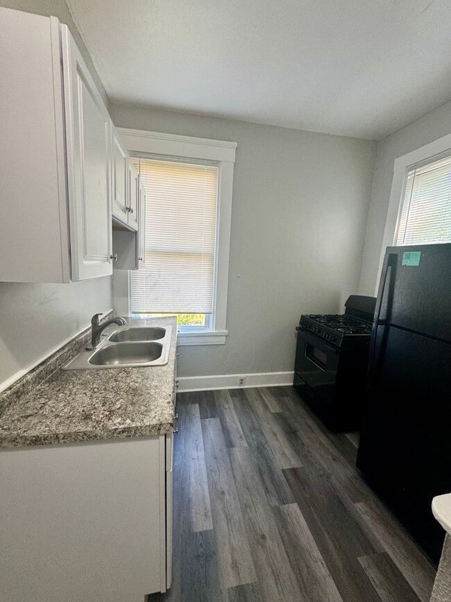 Photo - 2714 May St Apartment