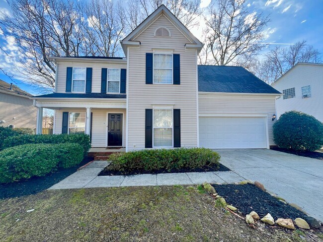 Foto del edificio - UPDATED, 4 Bedrooms!