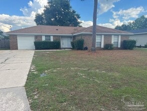 Building Photo - 4050 Claiborne Cir