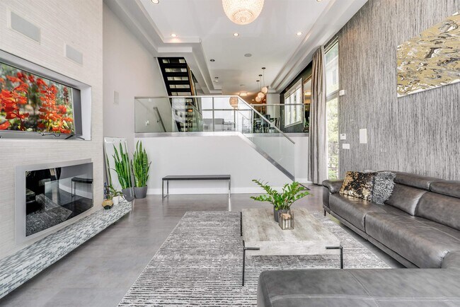 Foto del edificio - 760B Undercliff Ave