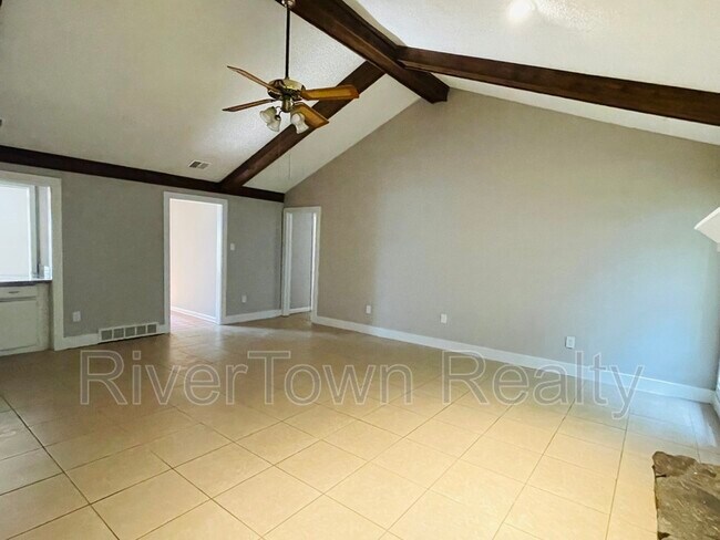 Foto del edificio - 4269 Timber Rise Rd