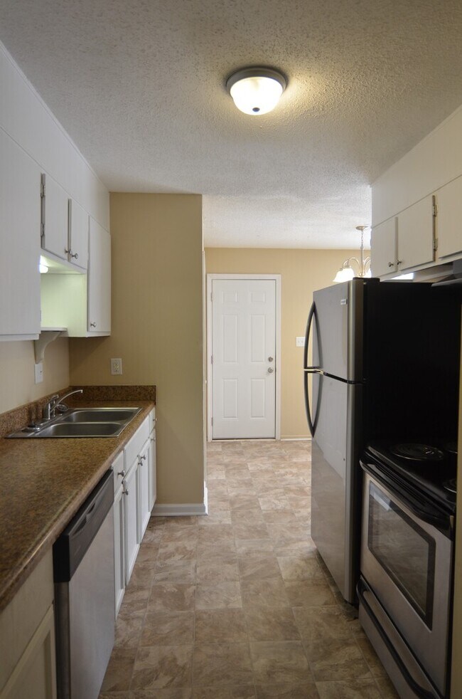 Charming Conrex Home Available Now! House for Rent in Hephzibah, GA