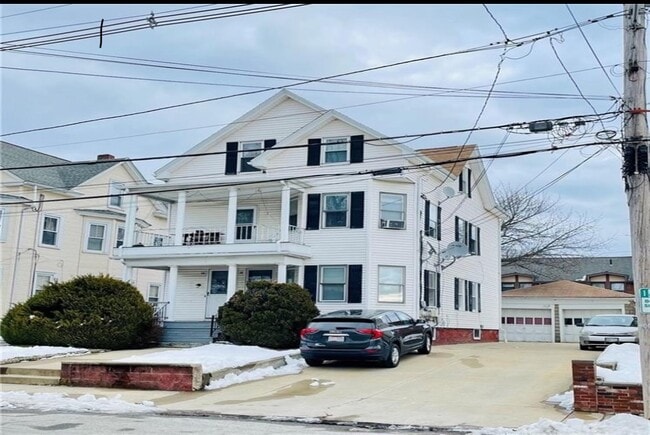 Building Photo - 34 Frances Ave