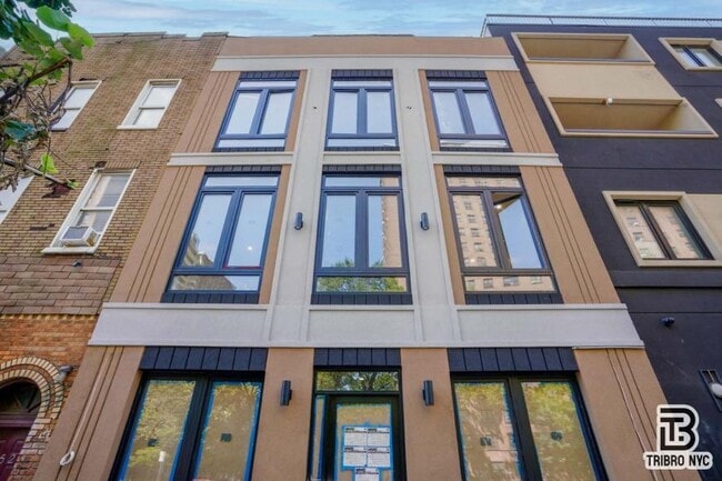 Foto del edificio - 2 bedroom in Brooklyn NY 11206