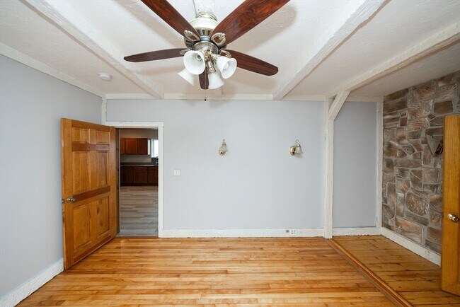 Foto del edificio - 10 Alpine St