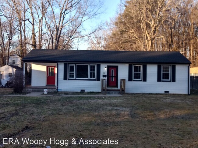 Building Photo - 3 br, 1 bath House - 220 Henry Clay Rd