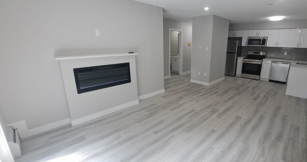Photo principale - 9938-88 88 Ave NW