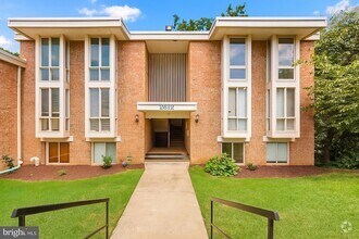 Building Photo - 2612 Fort Farnsworth Rd