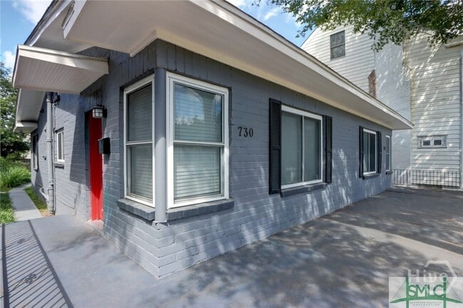 Building Photo - 730 E Henry St