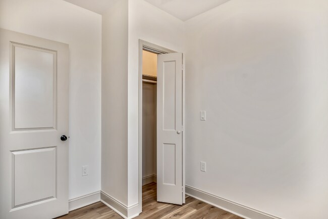 Foto del edificio - 1814 S Newkirk St