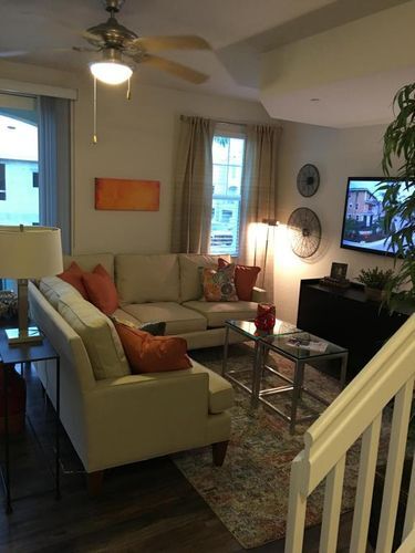 Building Photo - 9820 Quaye Side Dr