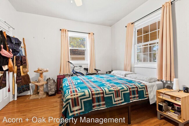 Building Photo - 2 br, 2 bath House - 1031 Cornell St