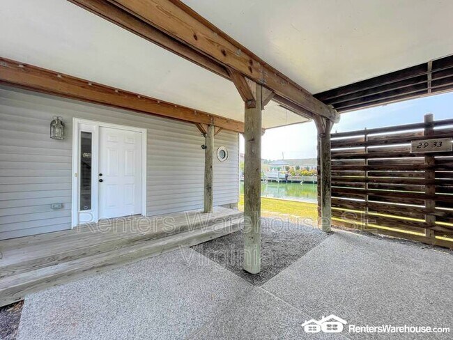 Foto del edificio - 2933 Breezy Rd