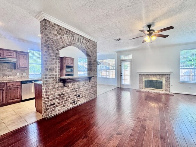 Building Photo - 2123 Hollow Reef Cir