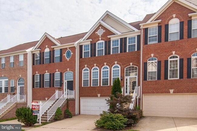 Building Photo - 21264 Victorias Cross Terrace